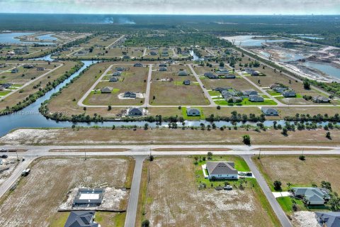 Terrain à vendre à Cape Coral, Floride № 1958990 - photo 26