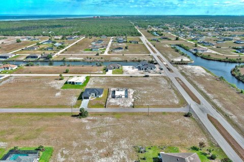 Terrain à vendre à Cape Coral, Floride № 1958990 - photo 30