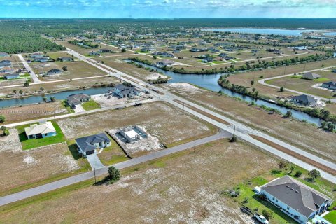 Terrain à vendre à Cape Coral, Floride № 1958990 - photo 27