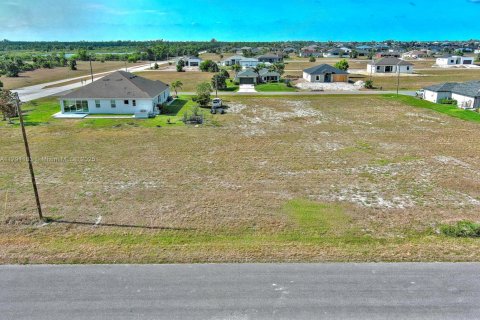 Terrain à vendre à Cape Coral, Floride № 1958990 - photo 7