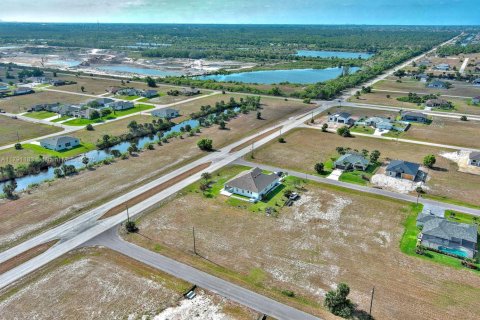 Terrain à vendre à Cape Coral, Floride № 1958990 - photo 21