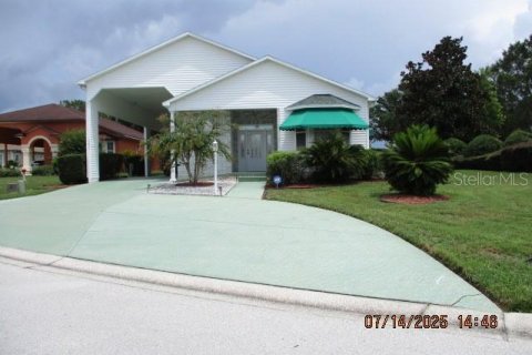 House in Polk City, Florida 2 bedrooms, 150.32 sq.m. № 1854409 - photo 1