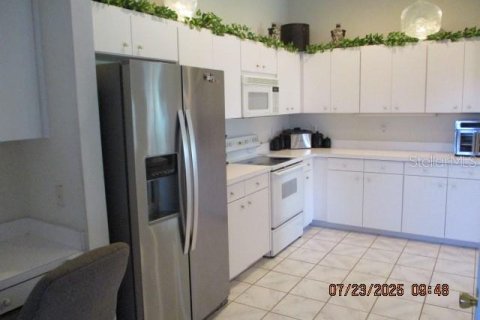 House in Polk City, Florida 2 bedrooms, 150.32 sq.m. № 1854409 - photo 17