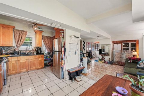 Купить виллу или дом в Лейкленд, Флорида 8 комнат, 118.26м2, № 2121827 - фото 18
