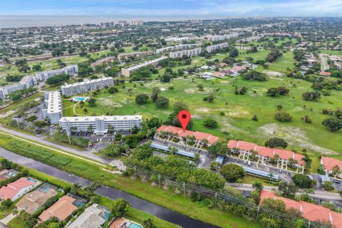 Condo in Boca Raton, Florida, 2 bedrooms № 2399977 - photo 3