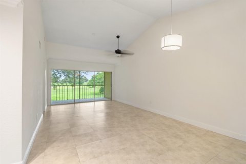 Condo in Boca Raton, Florida, 2 bedrooms № 2399977 - photo 9