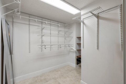 Condo in Boca Raton, Florida, 2 bedrooms № 2399977 - photo 20