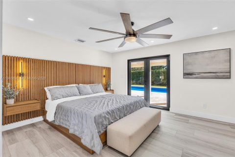 House in Plantation, Florida 3 bedrooms, 142.14 sq.m. № 2004453 - photo 16