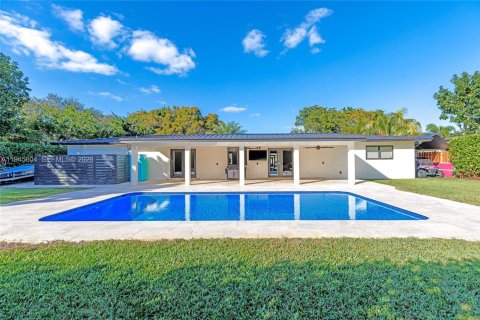 House in Plantation, Florida 3 bedrooms, 142.14 sq.m. № 2004453 - photo 30