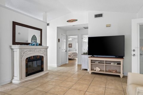 Villa ou maison à vendre à New Smyrna Beach, Floride: 3 chambres, 129.13 m2 № 1912530 - photo 13