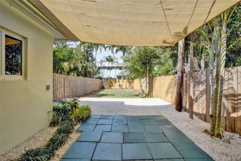 Commercial property in Fort Lauderdale, Florida 158.68 sq.m. № 2010086 - photo 26