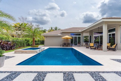 Villa ou maison à Weston, Floride 5 chambres, 255.48 m2 № 2023911