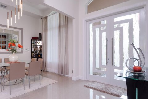 Villa ou maison à louer à Weston, Floride: 5 chambres, 255.48 m2 № 2023911 - photo 12