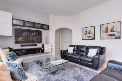 Villa ou maison à louer à Weston, Floride: 5 chambres, 255.48 m2 № 2023911 - photo 26