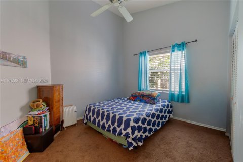 House in Margate, Florida 3 bedrooms, 145.02 sq.m. № 2274264 - photo 19