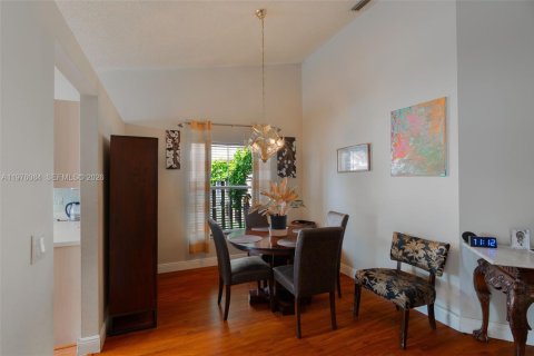 House in Margate, Florida 3 bedrooms, 145.02 sq.m. № 2274264 - photo 7