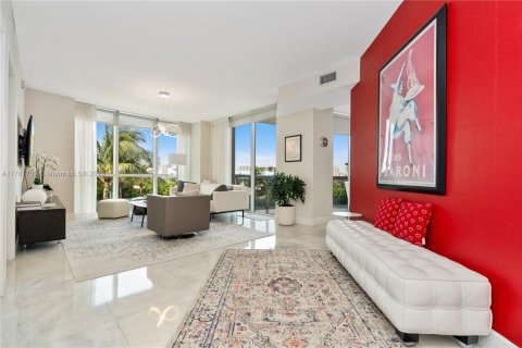 Condo in Sunny Isles Beach, Florida, 2 bedrooms  № 1713196 - photo 2