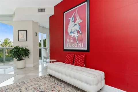 Condo in Sunny Isles Beach, Florida, 2 bedrooms  № 1713196 - photo 6