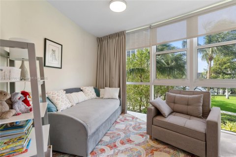 Condo in Sunny Isles Beach, Florida, 2 bedrooms  № 1713196 - photo 24
