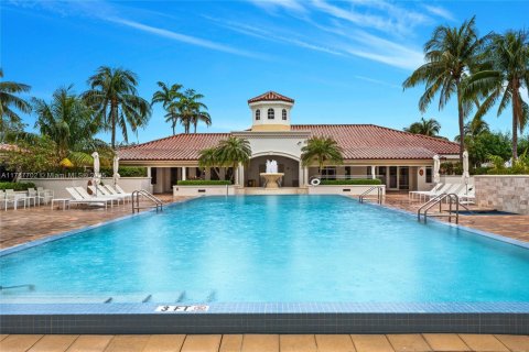 Condominio en venta en Aventura, Florida, 1 dormitorio, 85.38 m2 № 1704196 - foto 6