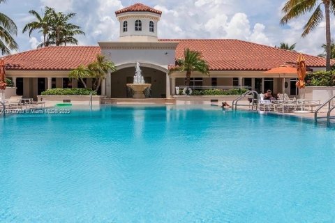 Condominio en venta en Aventura, Florida, 1 dormitorio, 85.38 m2 № 1704196 - foto 12