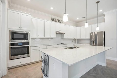 House in Venice, Florida 4 bedrooms, 209.22 sq.m. № 1803845 - photo 6