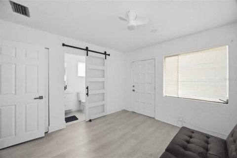 Купить виллу или дом в Тампа, Флорида 5 комнат, 132.66м2, № 2128697 - фото 11