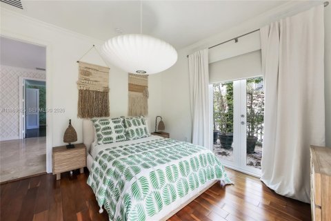 Снять в аренду виллу или дом в Майами, Флорида 5 спален, 381.46м2, № 2051911 - фото 30