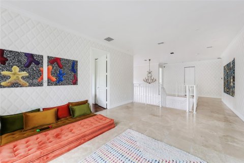 Снять в аренду виллу или дом в Майами, Флорида 5 спален, 381.46м2, № 2051911 - фото 28