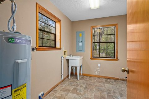 House in Brooksville, Florida 2 bedrooms, 212.56 sq.m. № 2217093 - photo 26