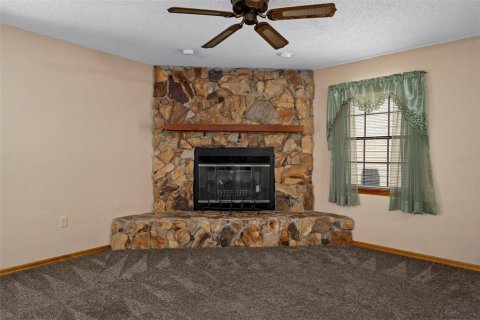 House in Brooksville, Florida 2 bedrooms, 212.56 sq.m. № 2217093 - photo 15