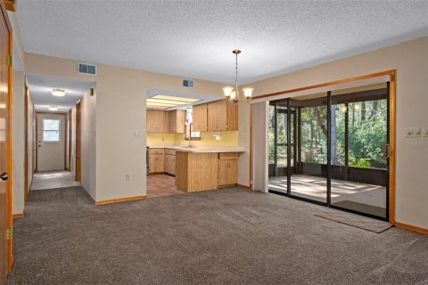 House in Brooksville, Florida 2 bedrooms, 212.56 sq.m. № 2217093 - photo 16