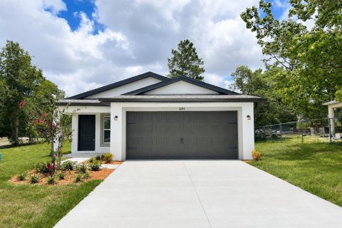 House in Spring Hill, Florida 3 bedrooms, 139.17 sq.m. № 2141502
