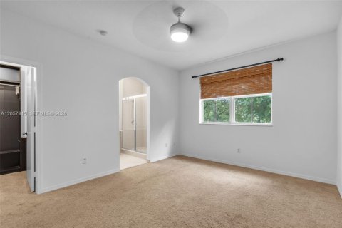 Townhouse in Dania Beach, Florida 2 bedrooms, 128.11 sq.m. № 2265873 - photo 8