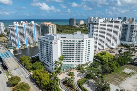 Copropriété à vendre à Fort Lauderdale, Floride: 2 chambres, 77.67 m2 № 2245864 - photo 15