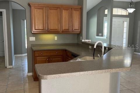 House in North Port, Florida 3 bedrooms, 197.7 sq.m. № 2206236 - photo 6