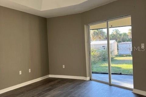 House in North Port, Florida 3 bedrooms, 197.7 sq.m. № 2206236 - photo 12
