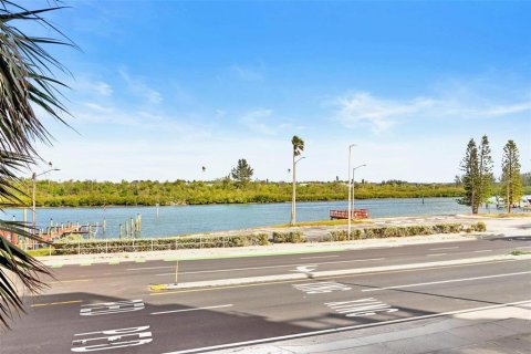 Condominio en venta en Indian Shores, Florida, 2 dormitorios, 104.98 m2 № 1532969 - foto 22