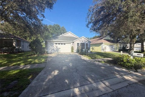 Casa en venta en Lutz, Florida, 3 dormitorios, 156.17 m2 № 2377998 - foto 2