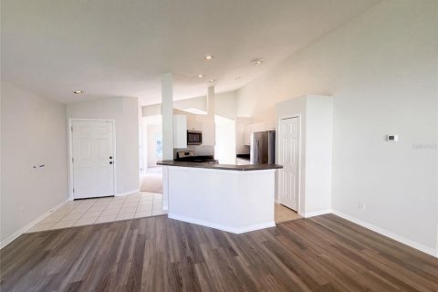Casa en venta en Lutz, Florida, 3 dormitorios, 156.17 m2 № 2377998 - foto 13