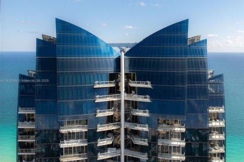 Купить кондоминиум в Санни-Айлс-Бич, Флорида 6 спален, 774.06м2, № 1974811 - фото 23