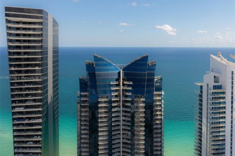 Купить кондоминиум в Санни-Айлс-Бич, Флорида 6 спален, 774.06м2, № 1974811 - фото 21