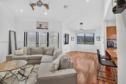 Adosado en venta en Plantation, Florida, 2 dormitorios, 133.13 m2 № 2186186 - foto 28