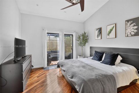 Adosado en venta en Plantation, Florida, 2 dormitorios, 133.13 m2 № 2186186 - foto 18