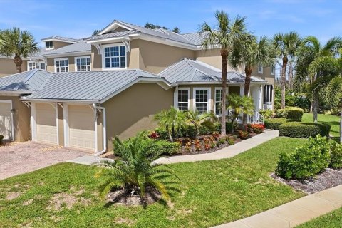 Villa ou maison à Englewood, Floride 4 chambres, 244.15 m2 № 2312653