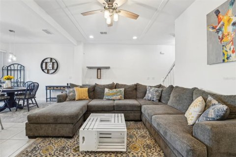Townhouse in Apollo Beach, Florida 3 bedrooms, 158.12 sq.m. № 1524162 - photo 7