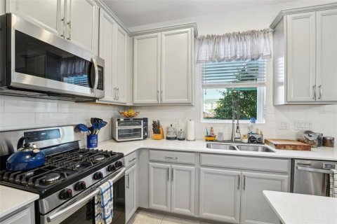 Townhouse in Apollo Beach, Florida 3 bedrooms, 158.12 sq.m. № 1524162 - photo 20
