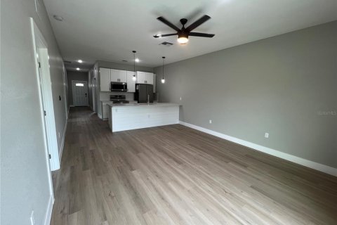 Villa ou maison à louer à Port Charlotte, Floride: 3 chambres, 111.48 m2 № 1827844 - photo 3