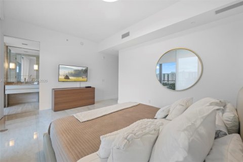 Copropriété à vendre à Sunny Isles Beach, Floride: 2 chambres, 101.64 m2 № 2243975 - photo 19