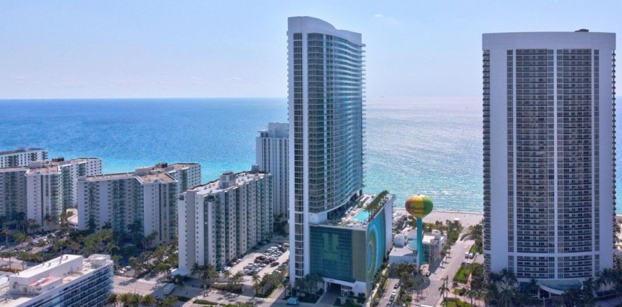 Condominio en Hollywood, Florida, 1 dormitorio № 1227741